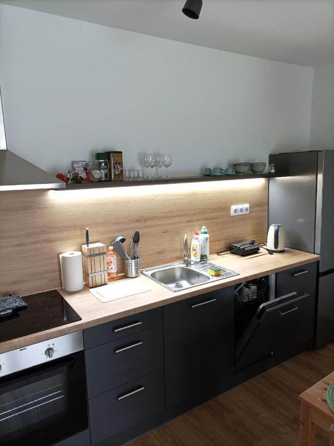 City And Thermal Apartman Γκιόρ Εξωτερικό φωτογραφία